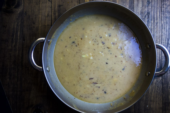 make ahead turkey gravy in a skillet