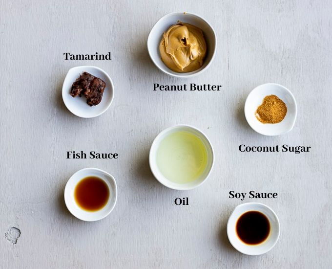 ingredients for peanut sauce