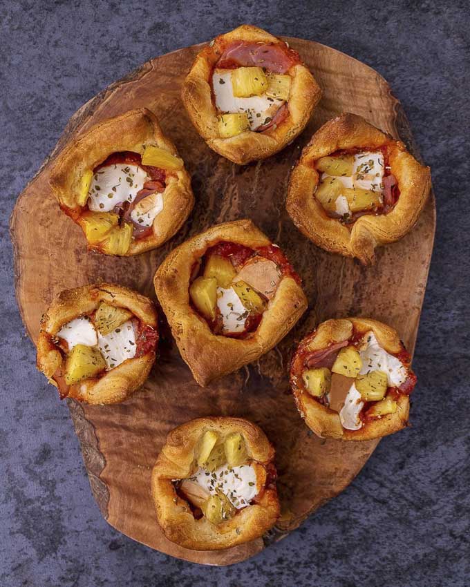 pastry cups with filling