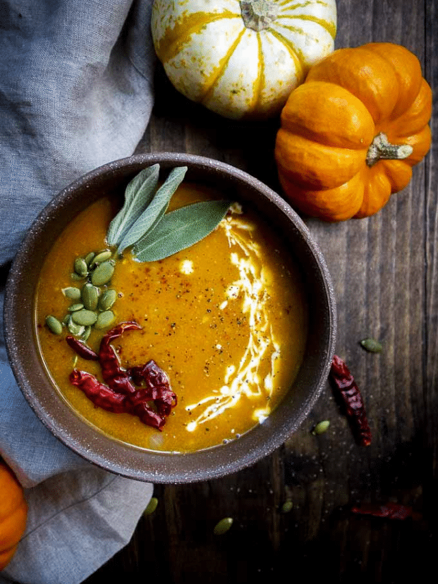 Google Web Story Cover Coconut Curry Pumpkin Soup