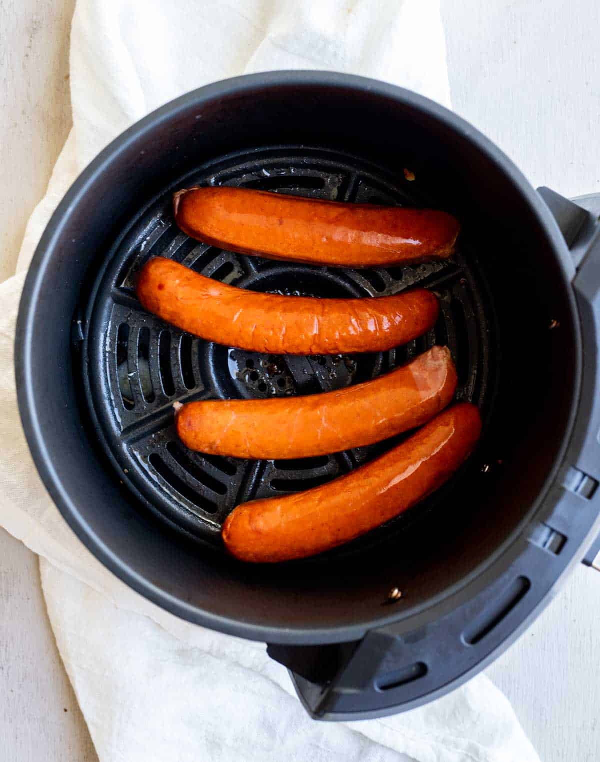 sausage links in an air fryer