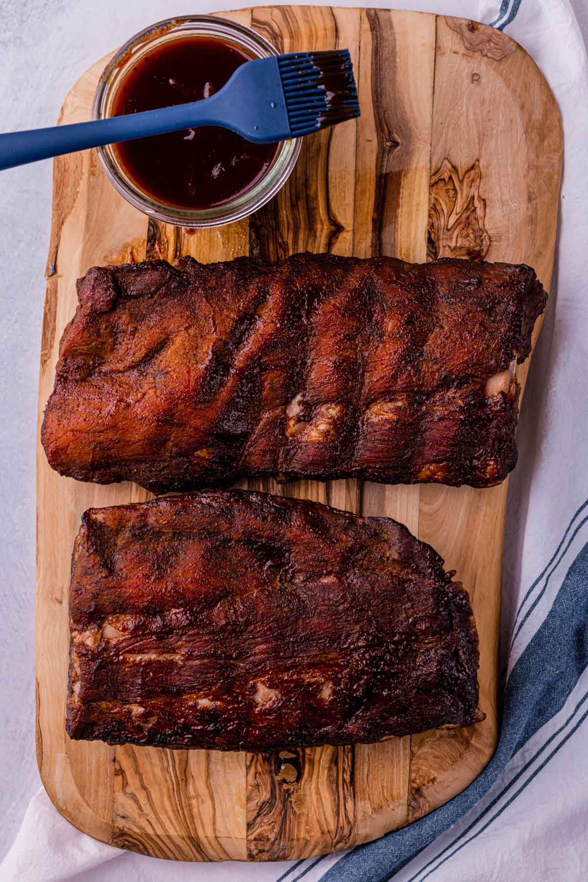 roasted ribs with bbq sauce on the side
