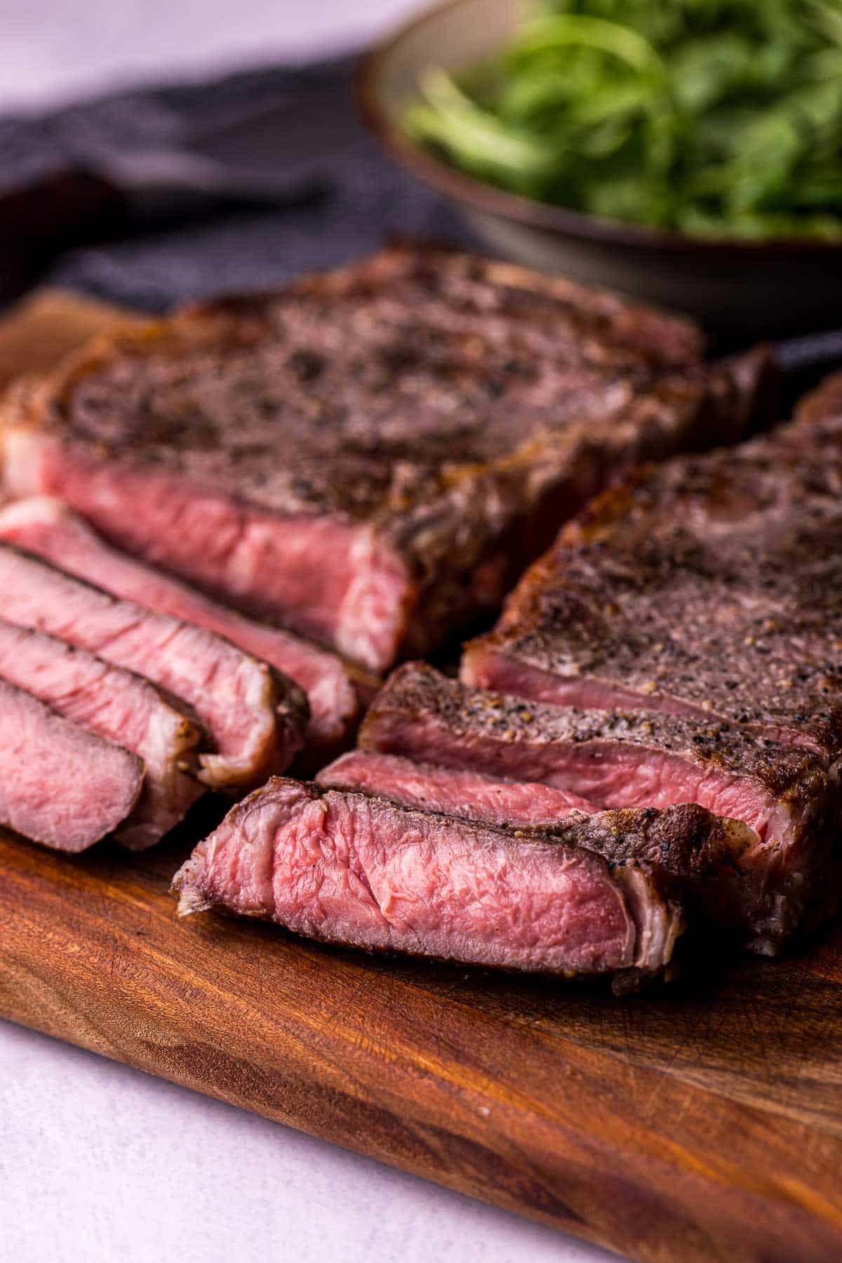 https://www.wenthere8this.com/wp-content/uploads/2023/08/sous-vide-steak-9.jpg