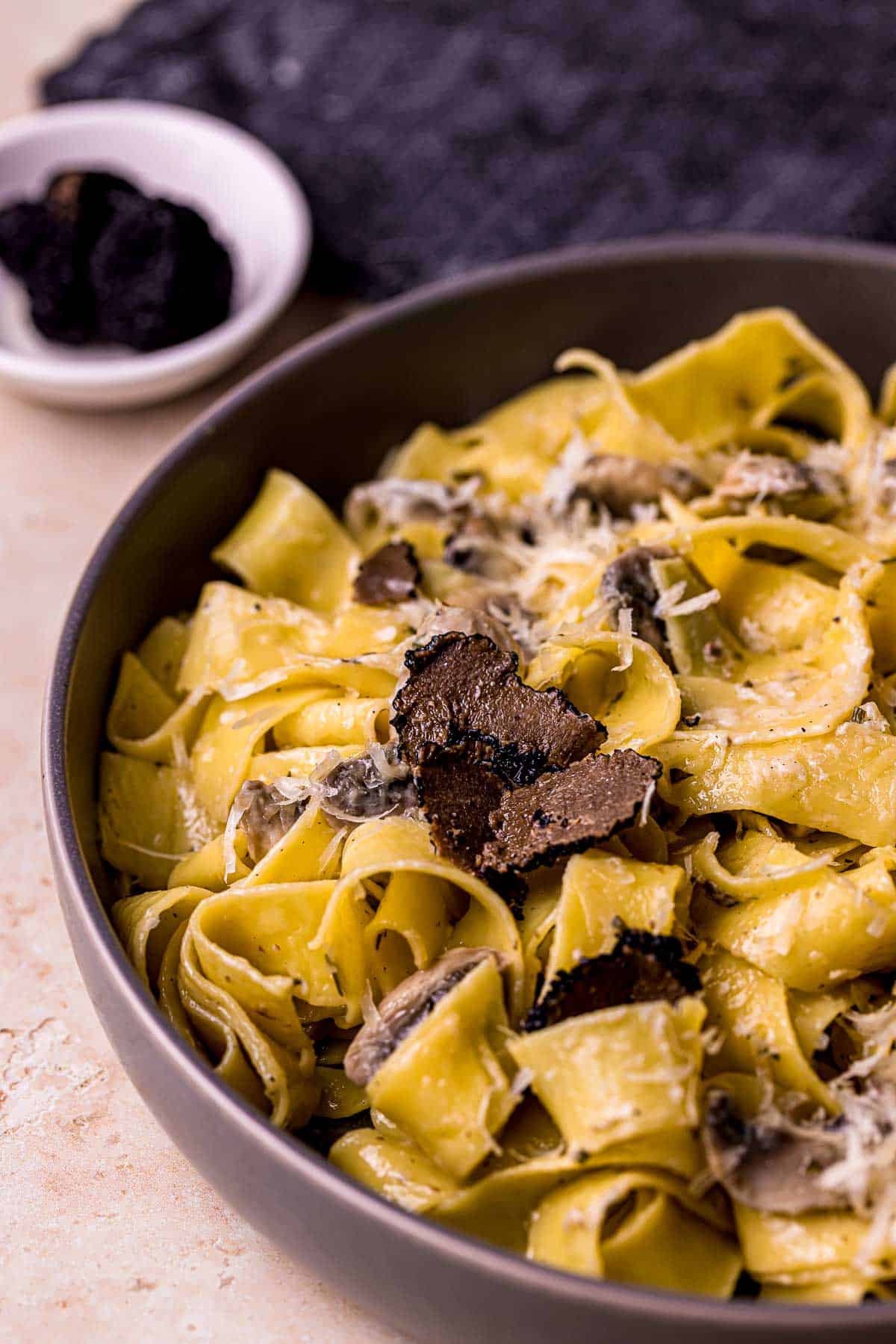 truffle slices on pasta