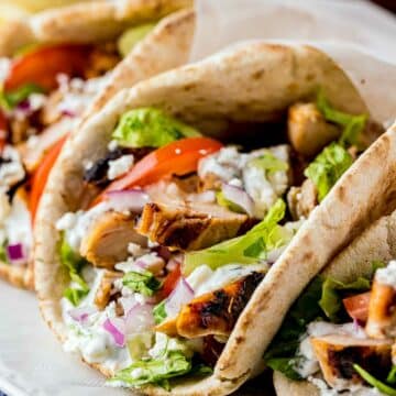 chicken gyro pita with tomatoes and lettuce
