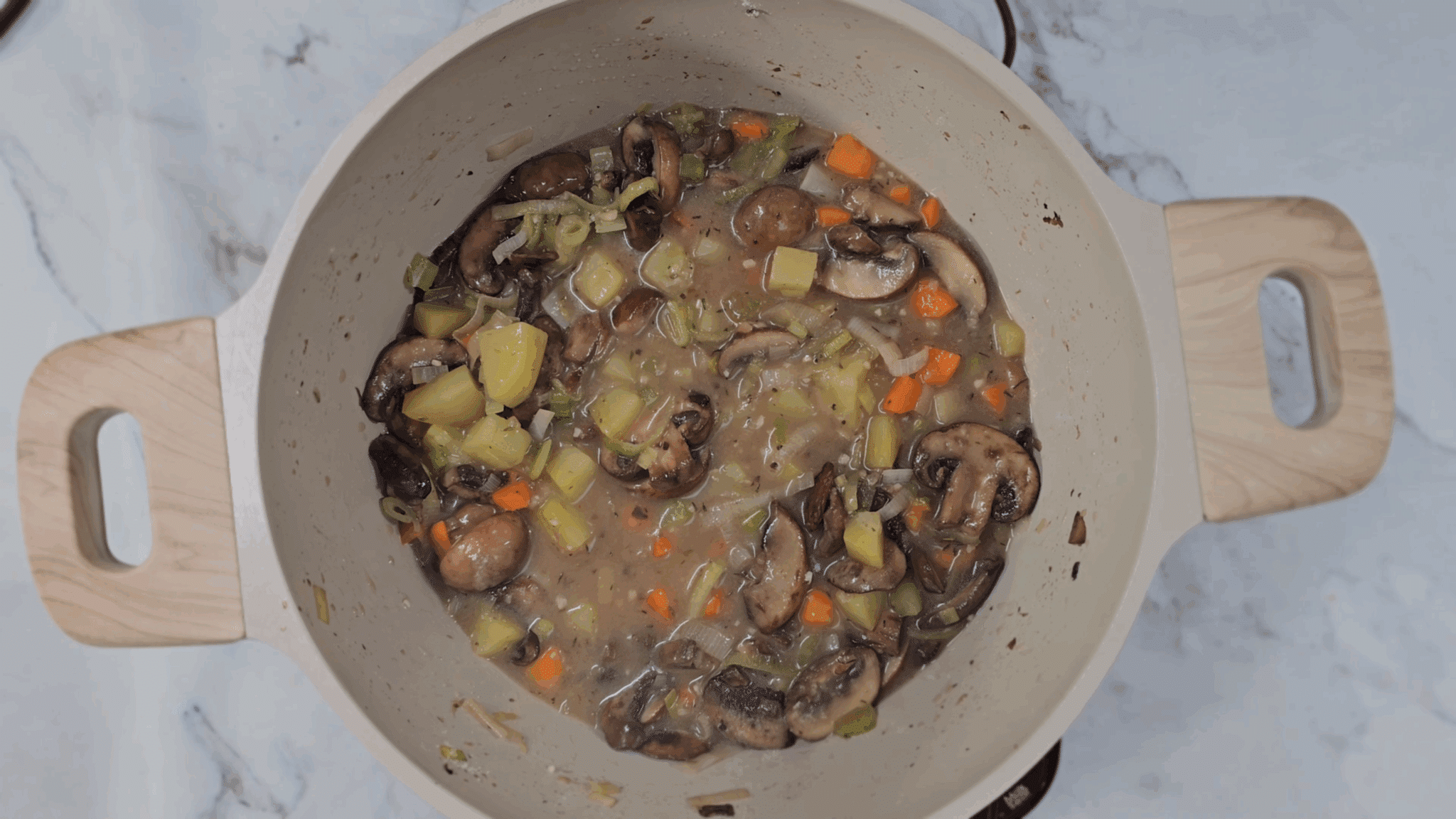 step4 mushroom pie