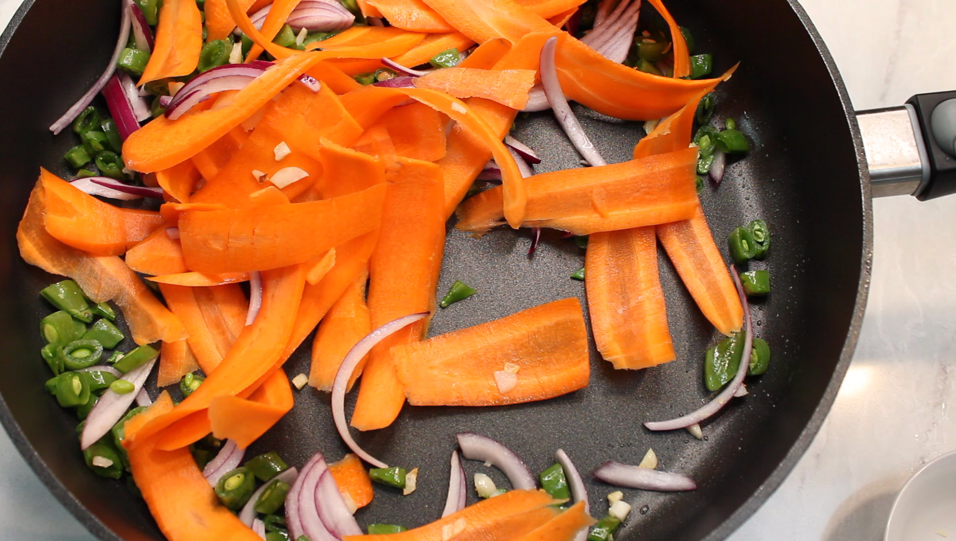 step3 Vegetable Ribbon Pasta with Carrots and Zucchini