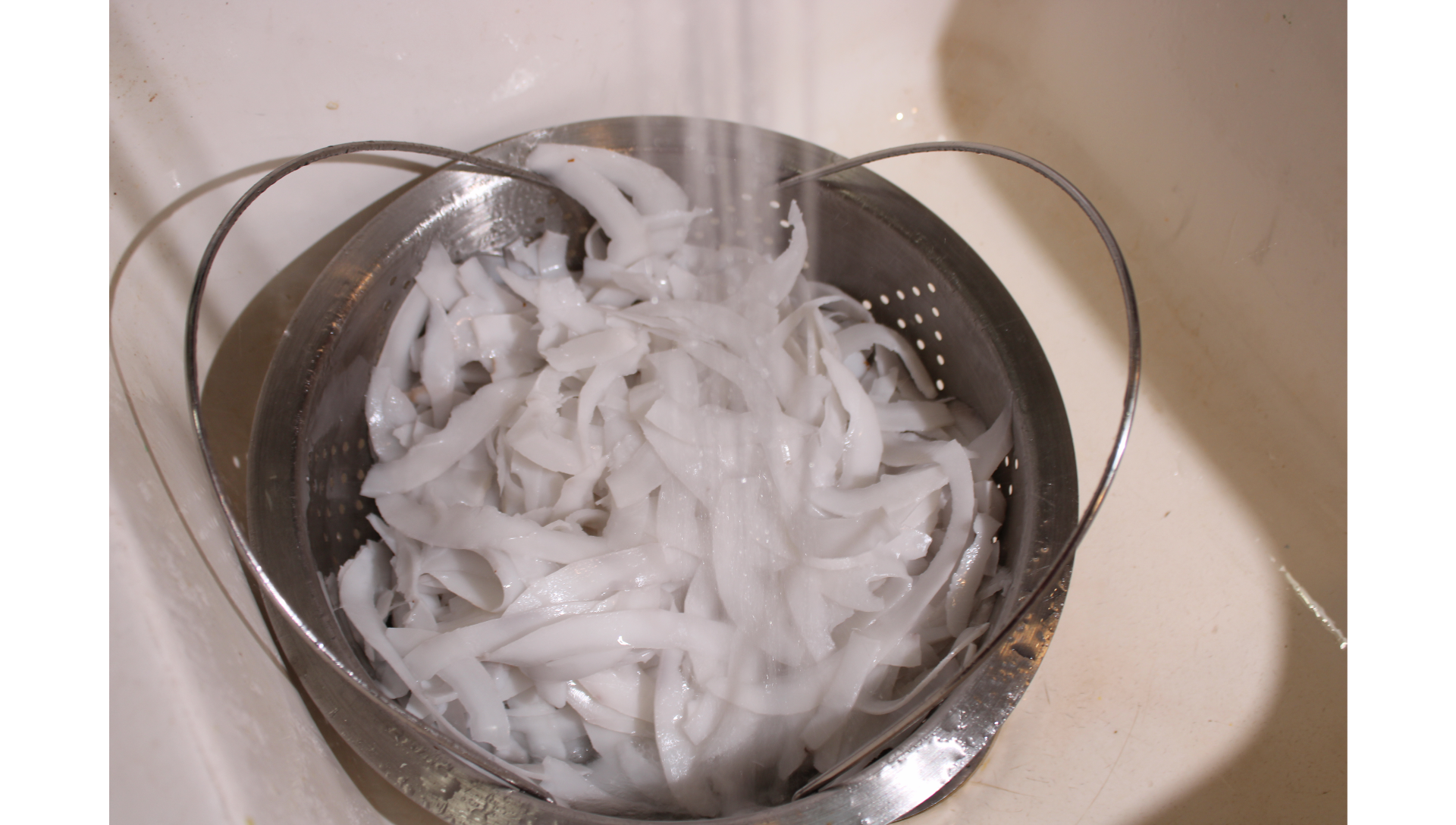 step5 Vietnamese Candied Coconut