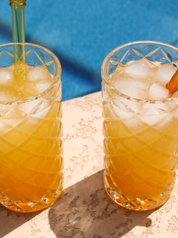 summer peach drink