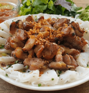 Bánh hỏi with grilled pork